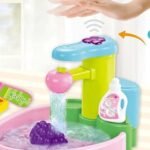 Toy kitchen sink playset with automatic water circulation system for kids